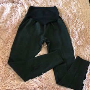 Old Navy maternity leggings